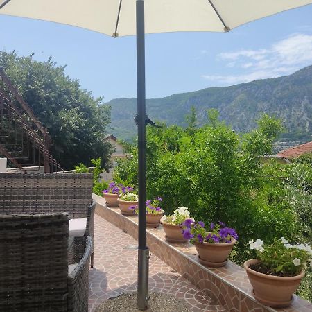 Apartments Feniks Kotor Exterior foto